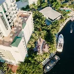 Riverside Hotel