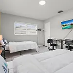 Fort Lauderdale Retreat Near Beach & Airport