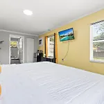 Fort Lauderdale Retreat Near Beach & Airport