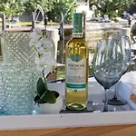New Waterfront Oasis Mins Beach, Eats, Shop