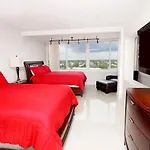 Ocean Manor Beach Resort