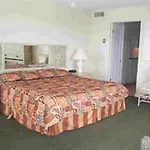Pier Pointe Resort