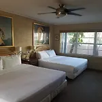 Hotel Lush Royale - All Male Gay Resort A North Beach Village Resort Hotel
