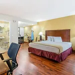 Travelodge By Wyndham Fort Lauderdale Beach