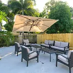 Luxury Casa 4 Bedrooms With Pool & Game Room 15 Mins To Ocean