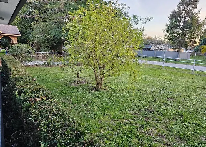 Quiet House Near The Hard R Casino And Fll Airport