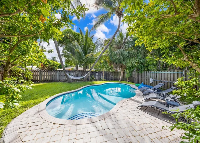 Escape To Newly Remodeled Home In The Heart Fort Lauderdale With Private Pool