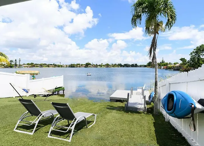 Docking Area - 3/2 Lake House - Water Activities And Docking Area