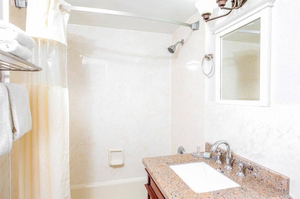 Travelodge By Wyndham Lauderdale
