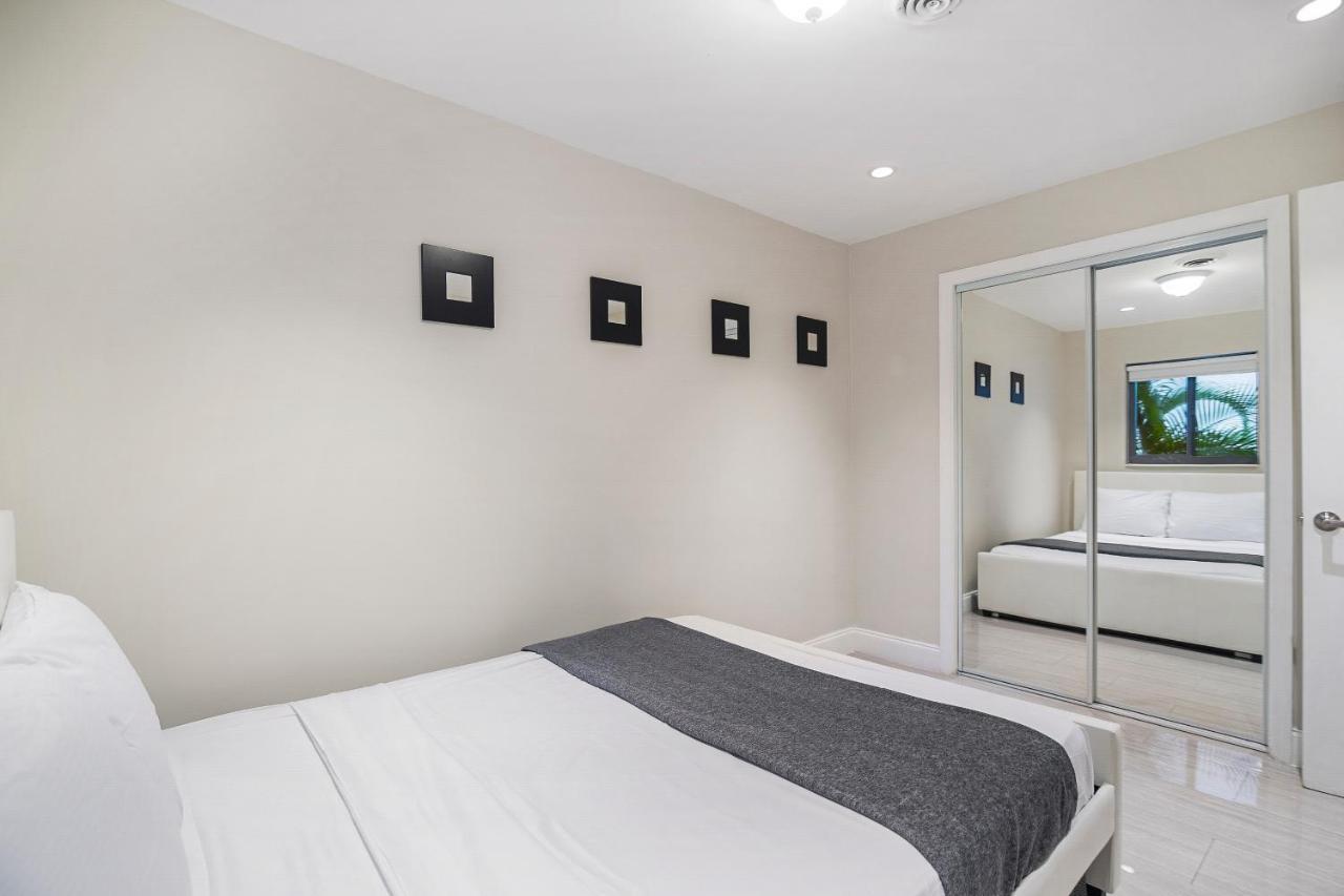 Alani Bay Aparthotel 4*