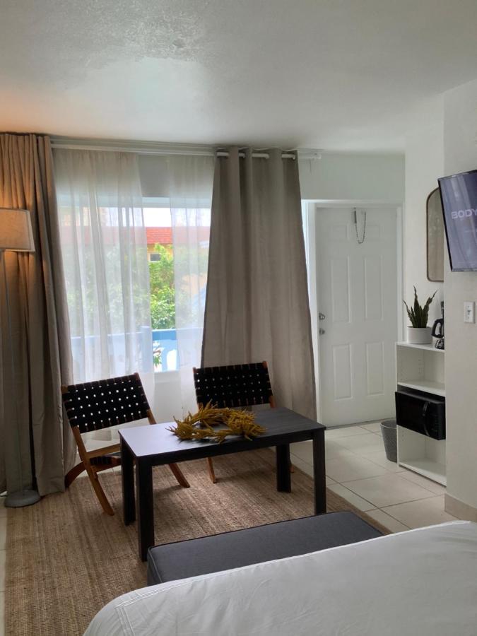Hotel Lauderdale 4*