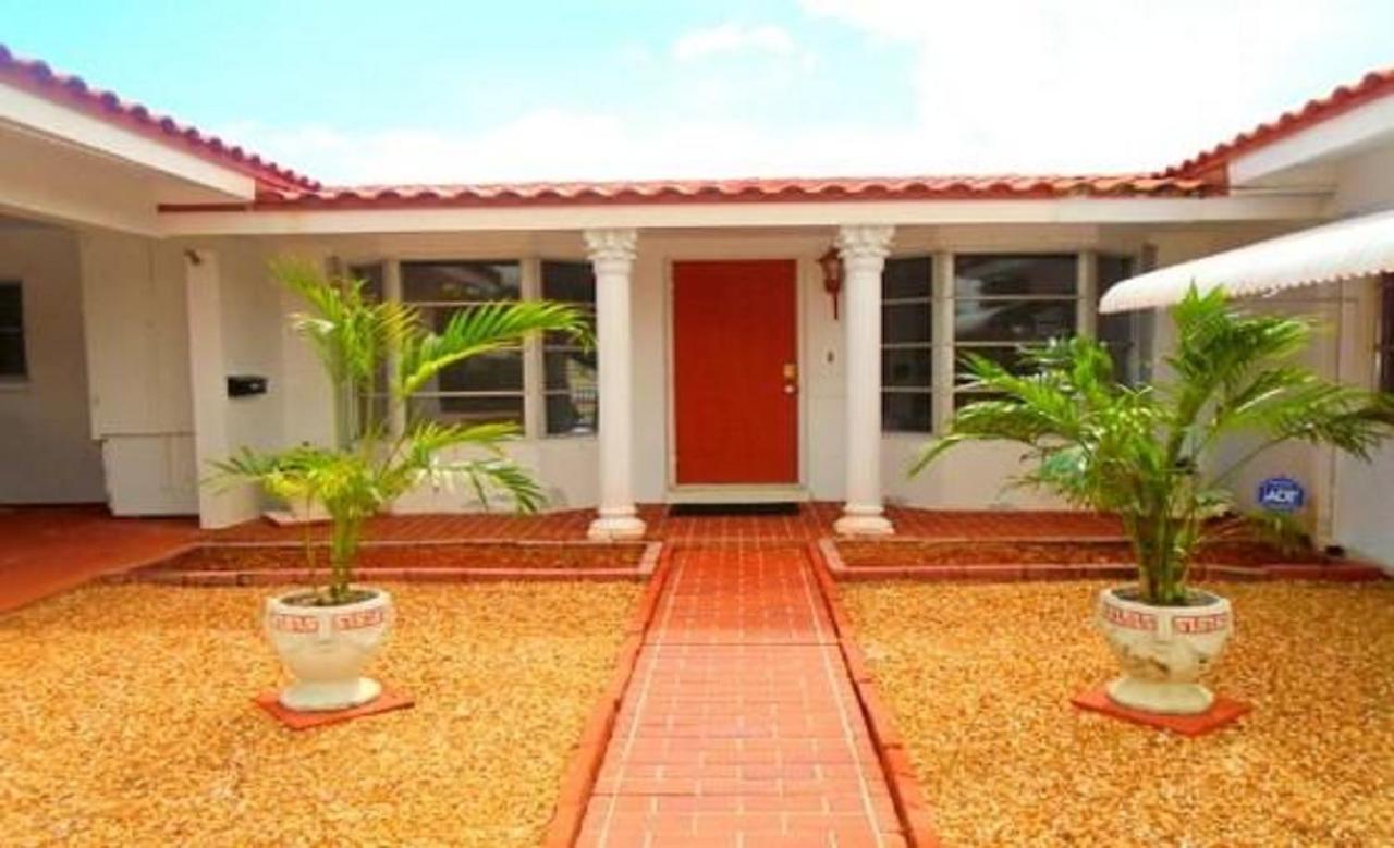 2700 Palms Lauderdale Fort Lauderdale