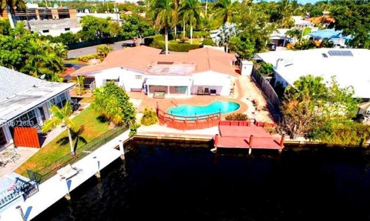 2700 Palms Lauderdale * Fort Lauderdale