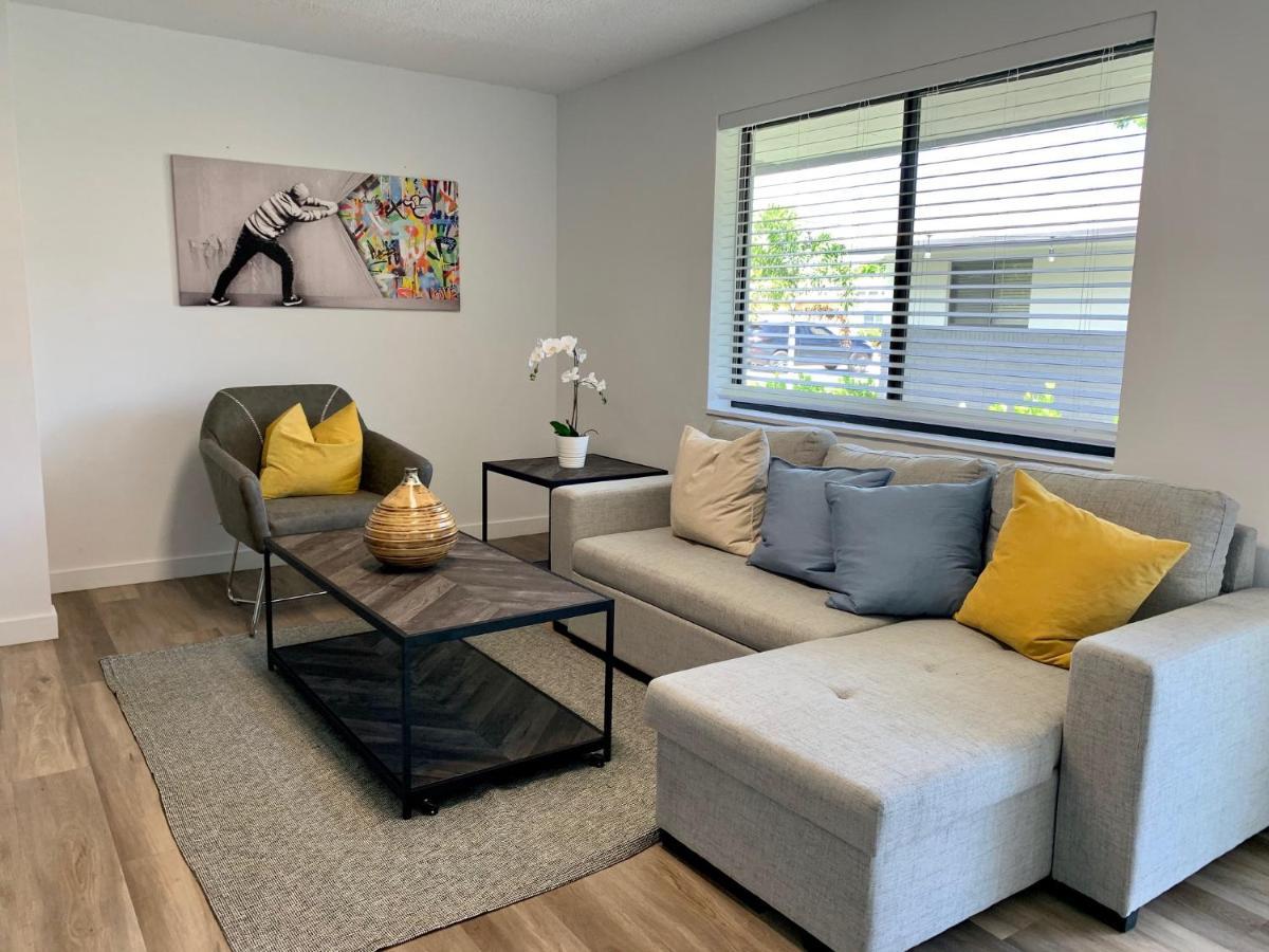 Harbourside Flats * Fort Lauderdale