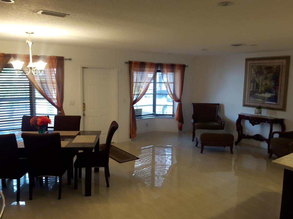 Holiday home 2700 Palms Lauderdale *