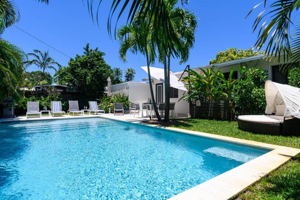 Holiday home Paradise 3 Bedroom With Heated Pool Close To *