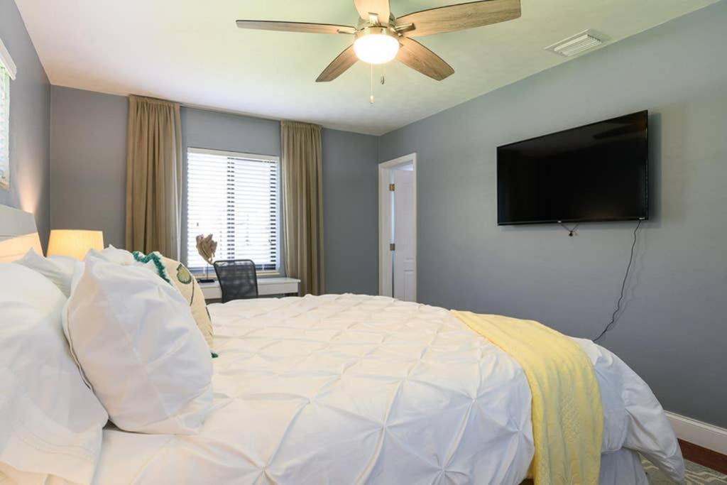 Holiday home Paradise 3 Bedroom With Heated Pool Close To *