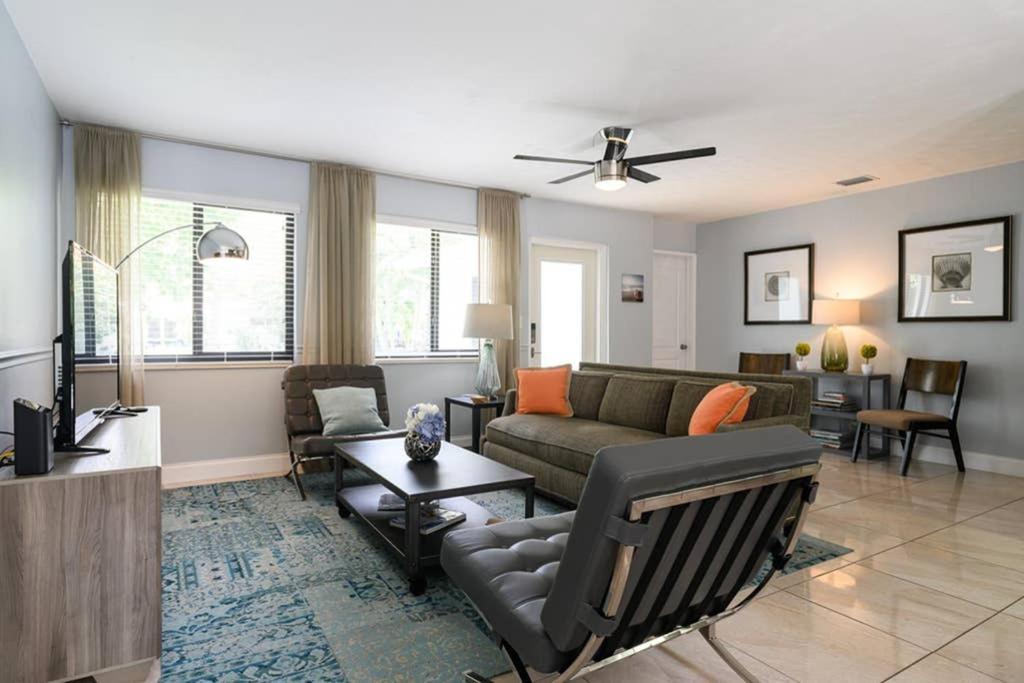 Paradise 3 Bedroom With Heated Pool Close To Holiday home Fort Lauderdale