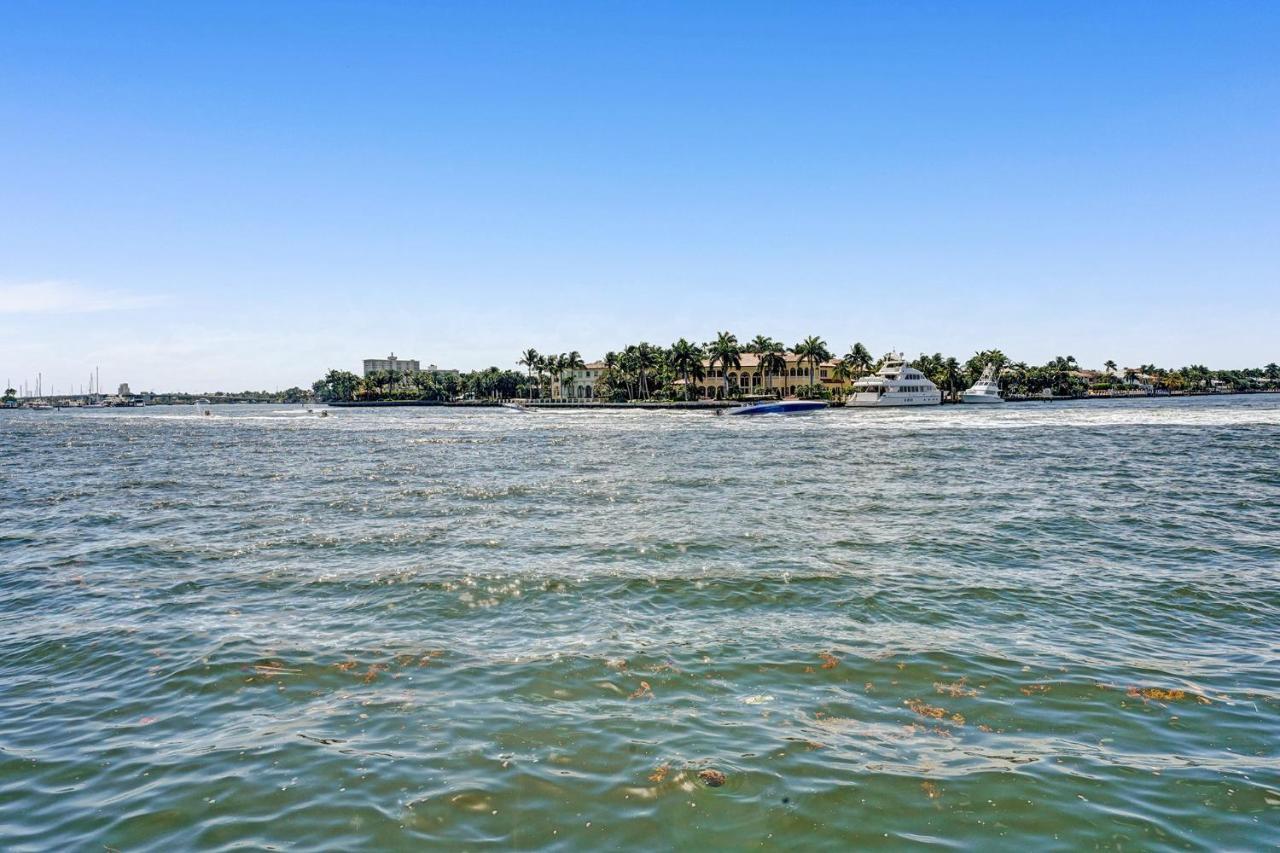 Lauderdale Yacht And Club 209