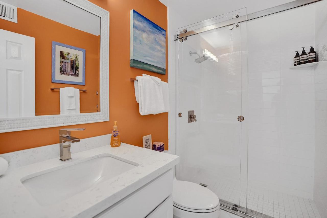 Lauderdale Yacht And Club 209 Holiday home