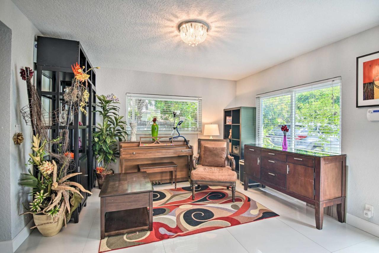 Shady And Eclectic Lauderdale Dwelling With Yard! Holiday home Fort Lauderdale