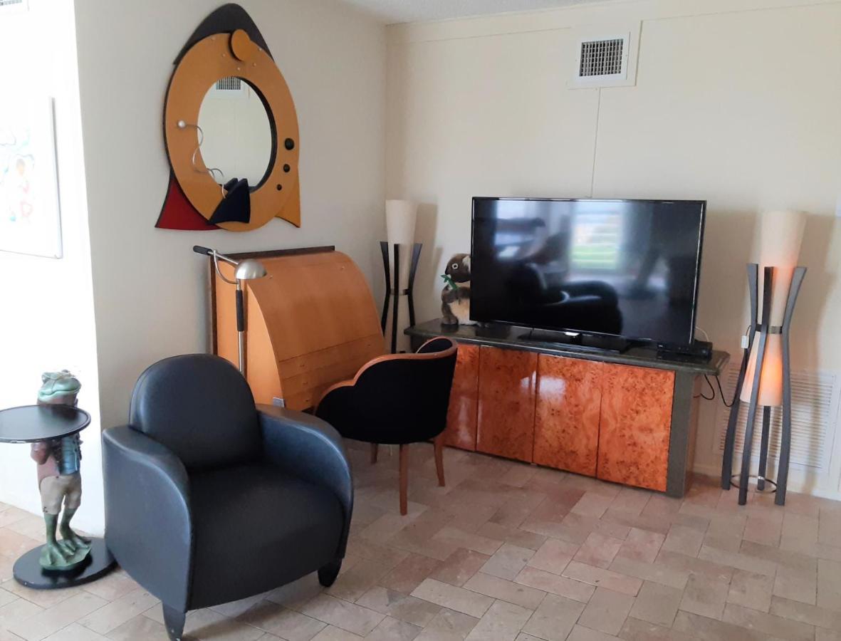 Manhattan Tower Fort Lauderdale