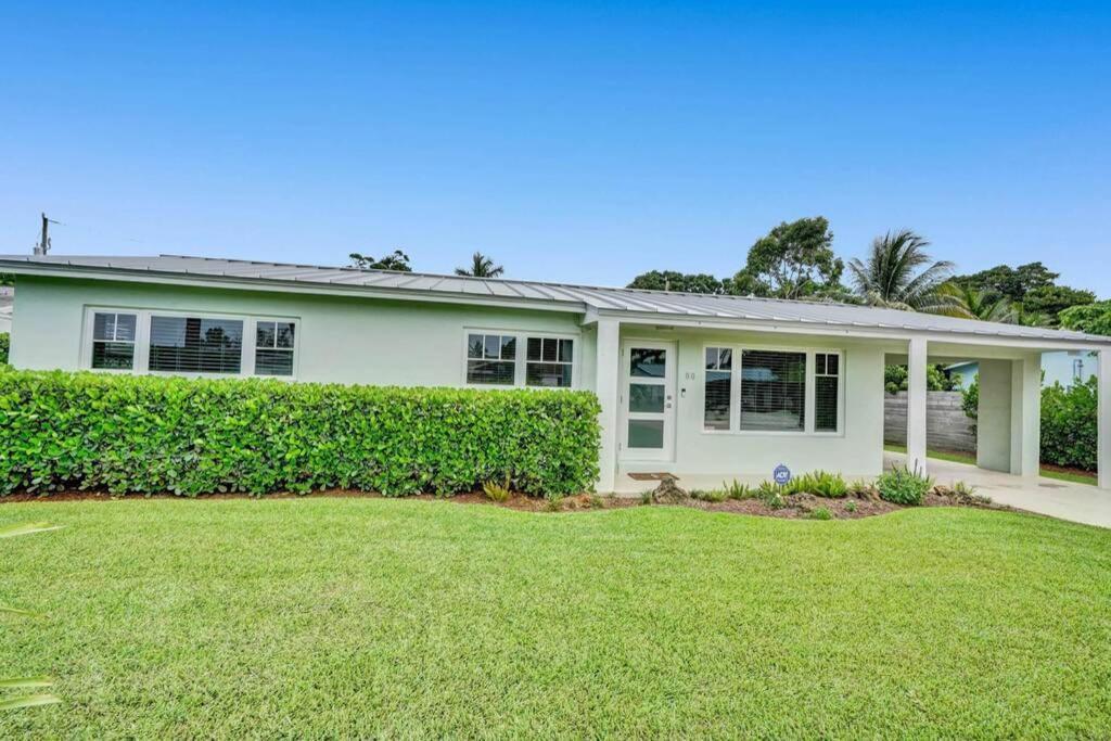 Tipsy Tiki Paradise - A Fl Tropical Heated Pool Retreat Holiday home *