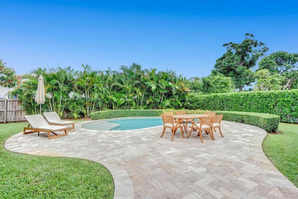 Holiday home Tipsy Tiki Paradise - A Fl Tropical Heated Pool Retreat
