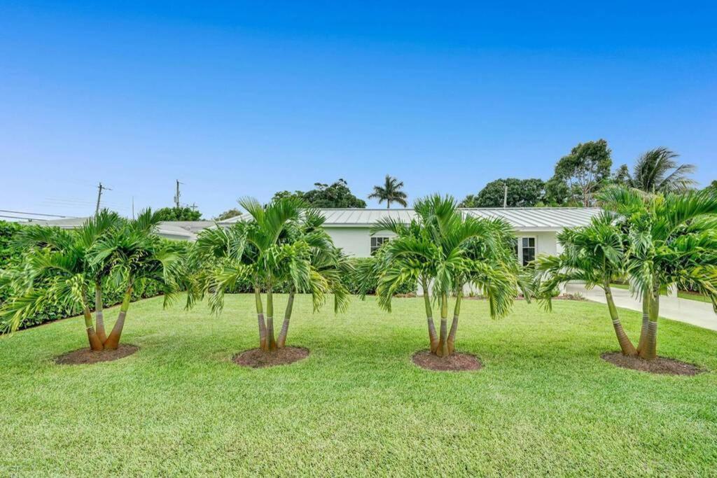 Holiday home Tipsy Tiki Paradise - A Fl Tropical Heated Pool Retreat *