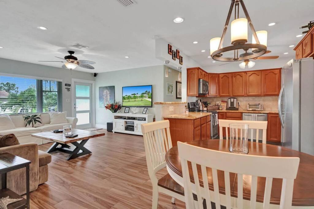 Tipsy Tiki Paradise - A Fl Tropical Heated Pool Retreat * Fort Lauderdale