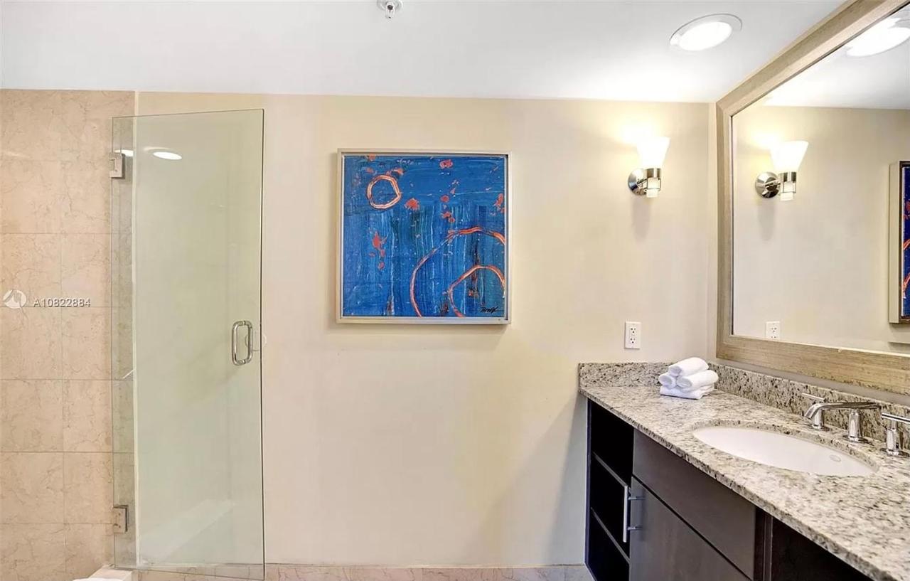 Aparthotel Luxury Ocean View Intracoastal In Ft Lauderdale Beach - Sleeps 6