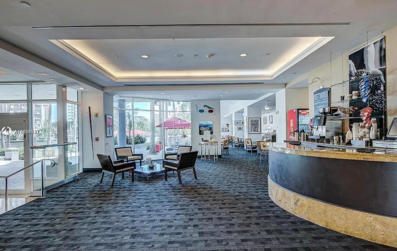 Luxury Ocean View Intracoastal In Ft Lauderdale Beach - Sleeps 6