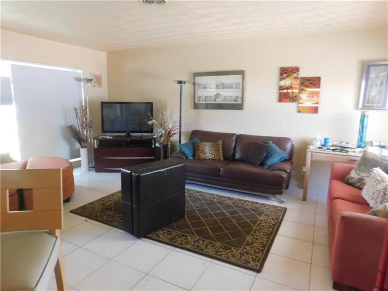 Dolphin Isles Hotel