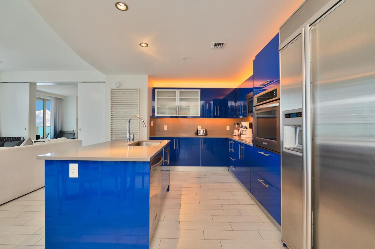 W Residences Luxury Across From Beach *