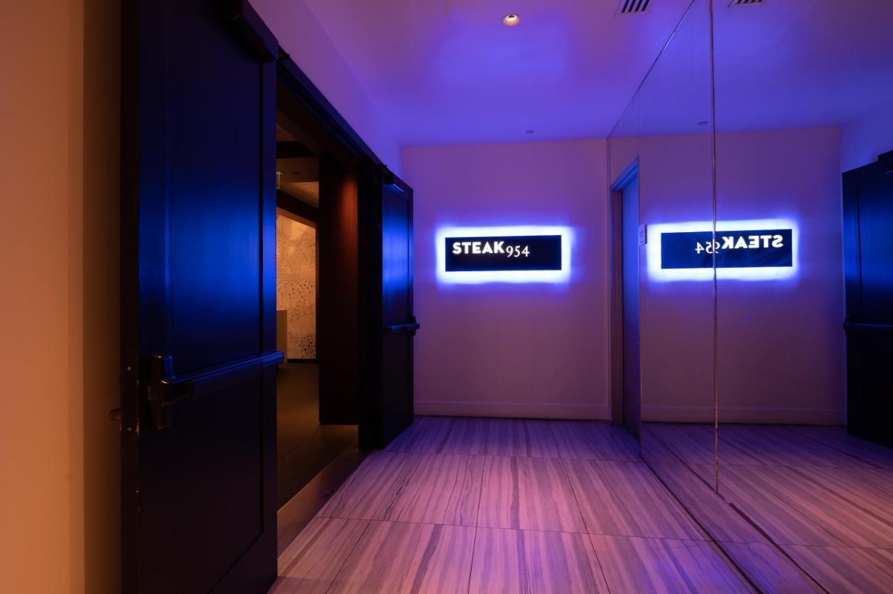 W Residences Luxury Across From Beach Aparthotel