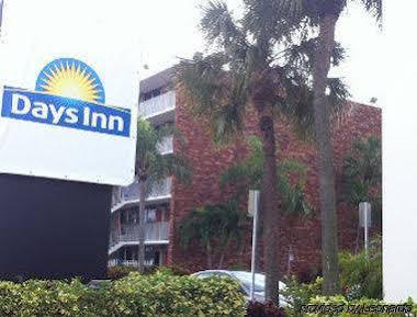 Hotel Days By Wyndham Lauderdale Airport Cruise Port 2*