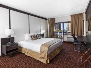 Royal Palace Hotel 3*