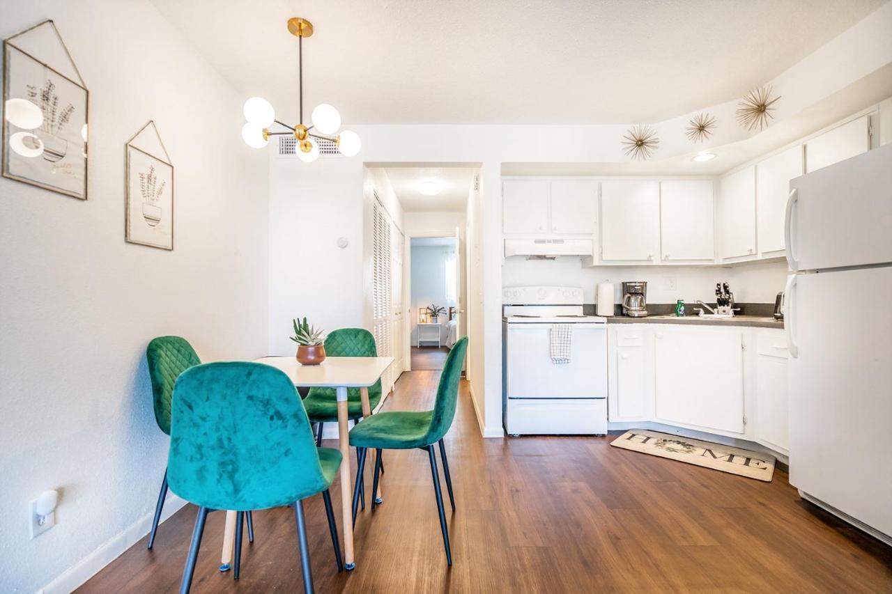 Stylish Apts In Oakland Park Near Ft Lauderdale Apartment