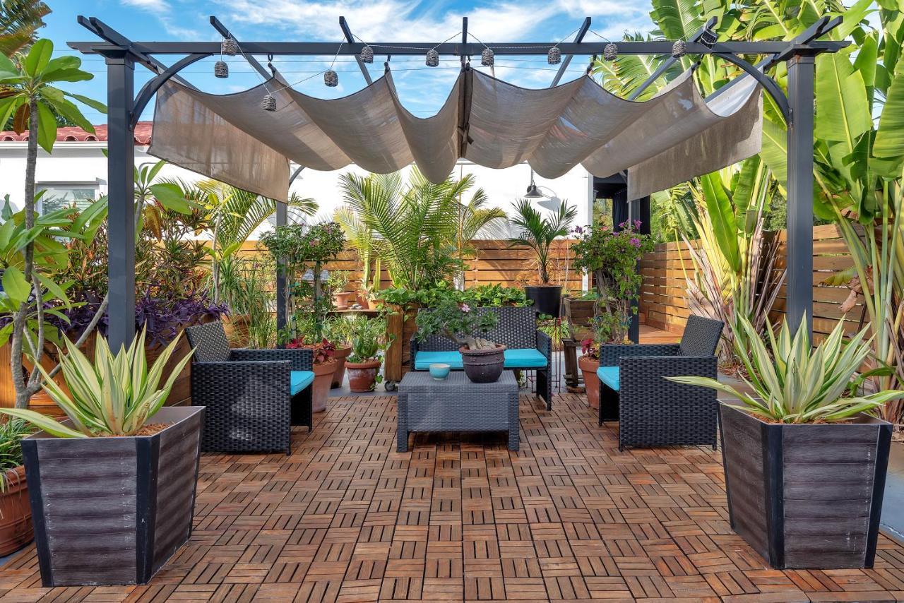 Motel Oasis 2*