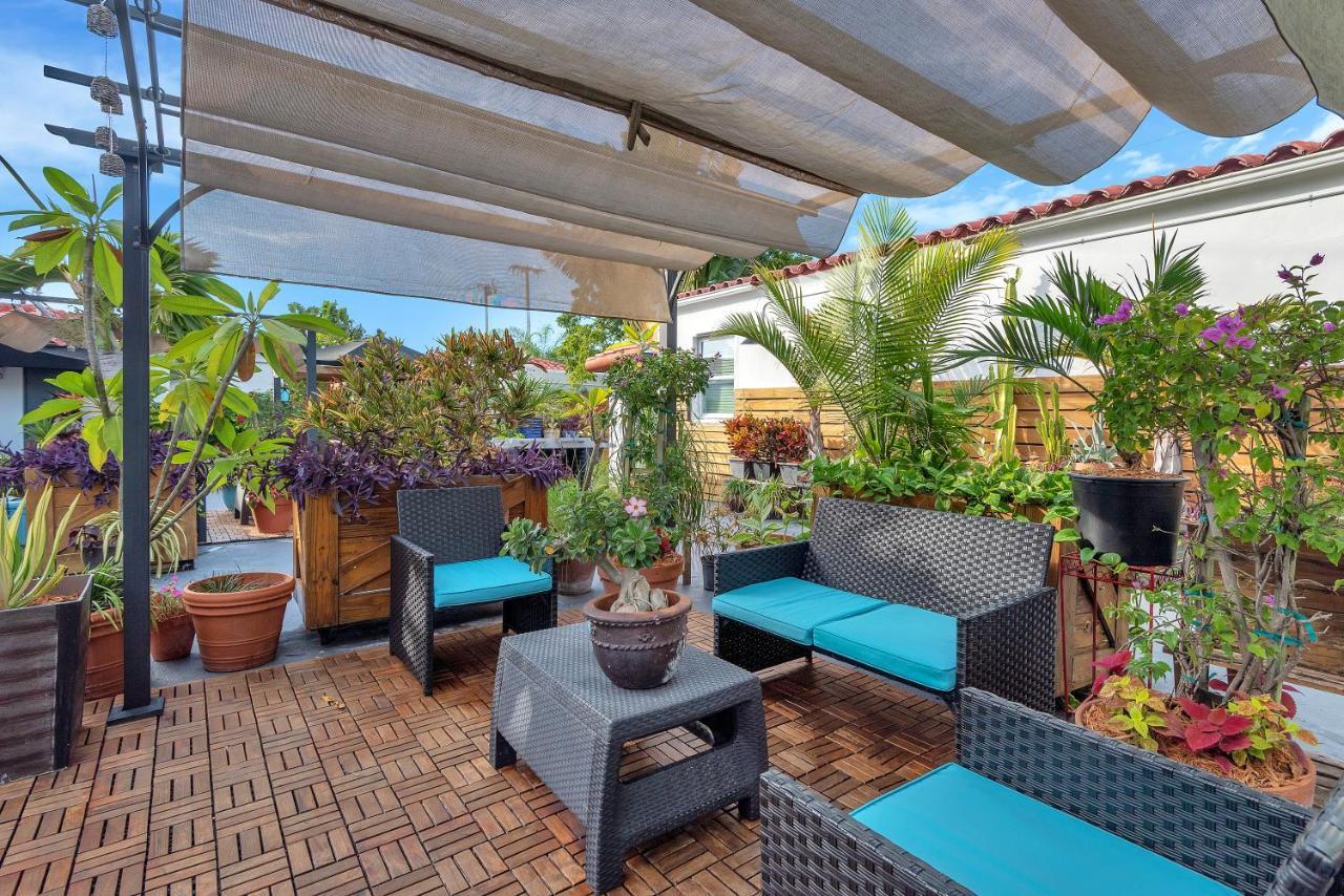 Motel Oasis 2*