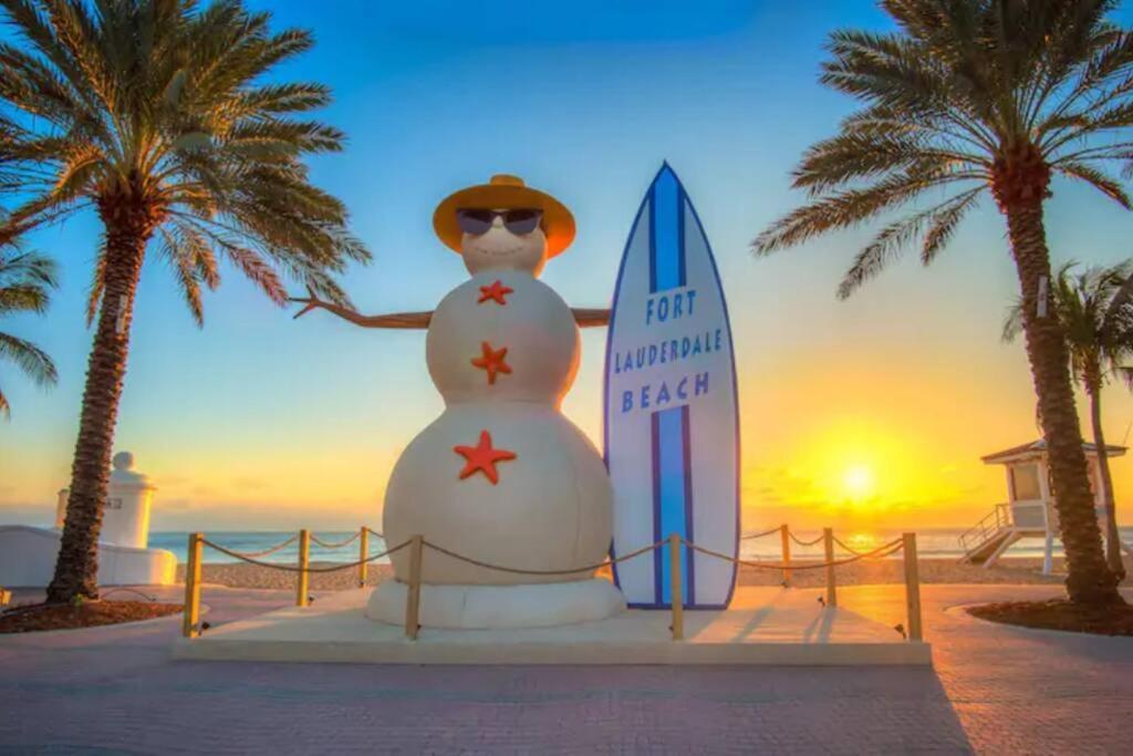 Holiday home Charming House 3br House W Heated Pool 15 Mins To Beaches Fort Lauderdale