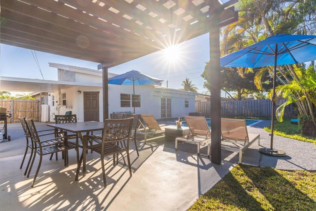 Charming House 3br House W Heated Pool 15 Mins To Beaches Holiday home *