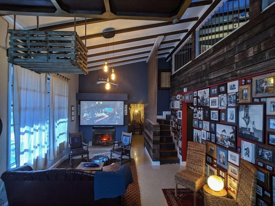 The Captain's Quarters Fort Lauderdale