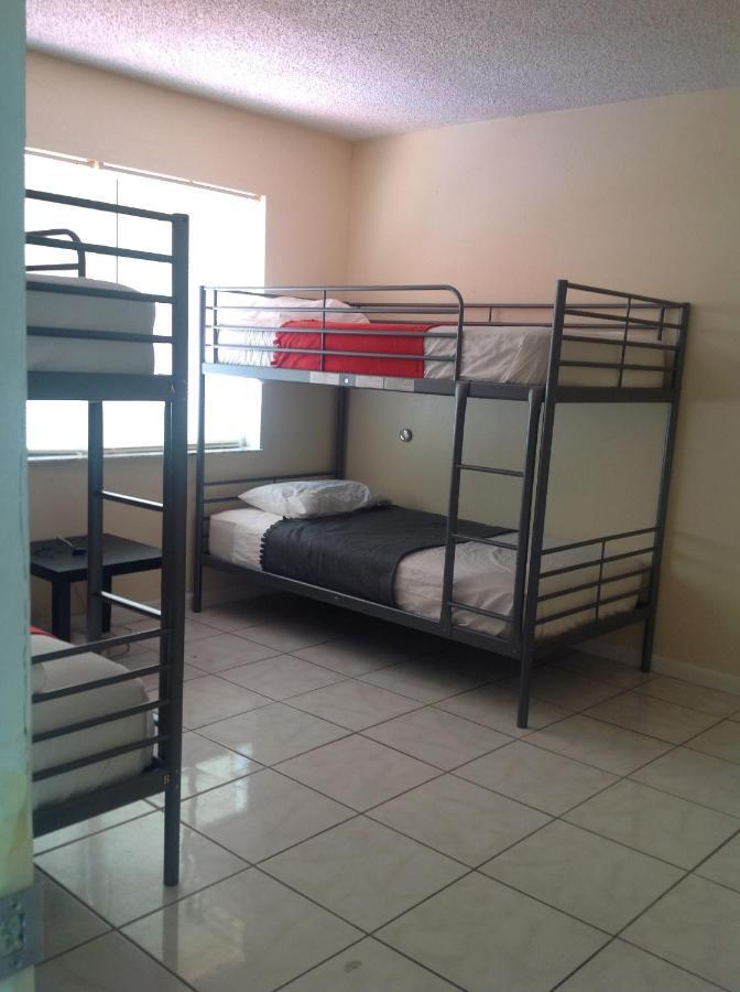 Crocodhouse Early Check In Free Parking 7 Years Hosting In Laud Hostel *
