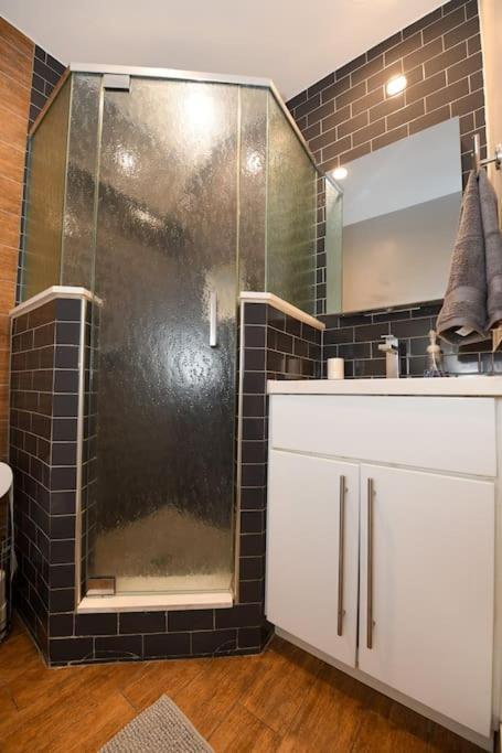 4br Home, Hot Tub, Near & Wilton Manors Holiday home