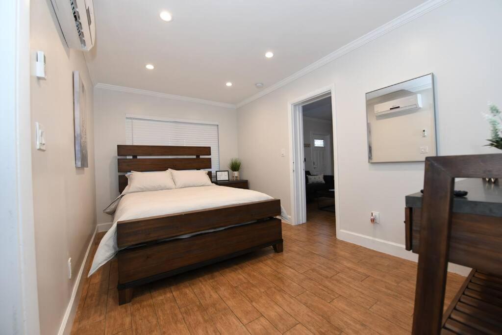 4br Home, Hot Tub, Near & Wilton Manors Holiday home *