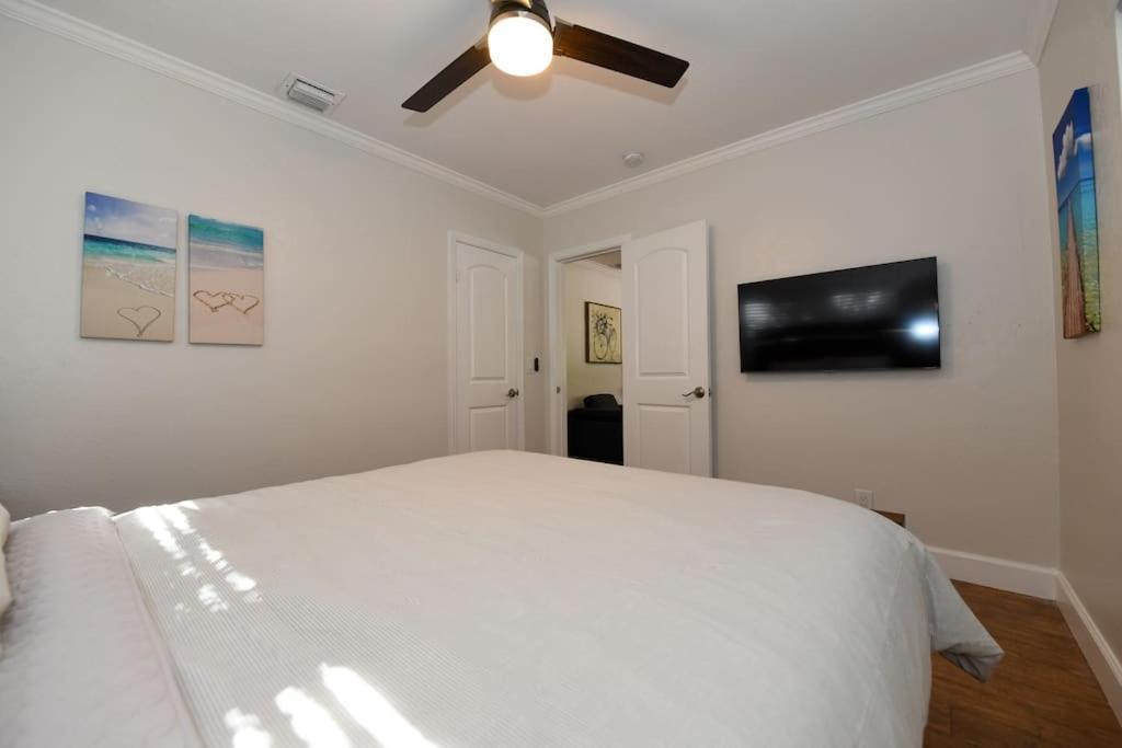 Holiday home 4br Home, Hot Tub, Near & Wilton Manors