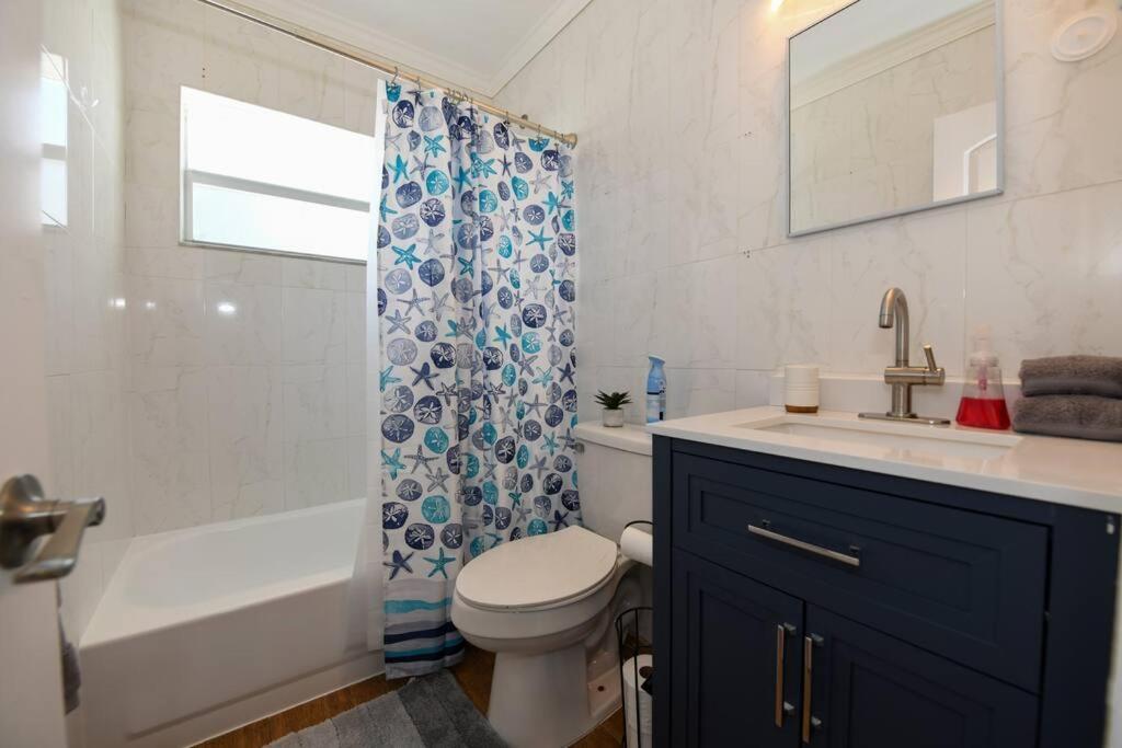 Holiday home 4br Home, Hot Tub, Near & Wilton Manors Fort Lauderdale