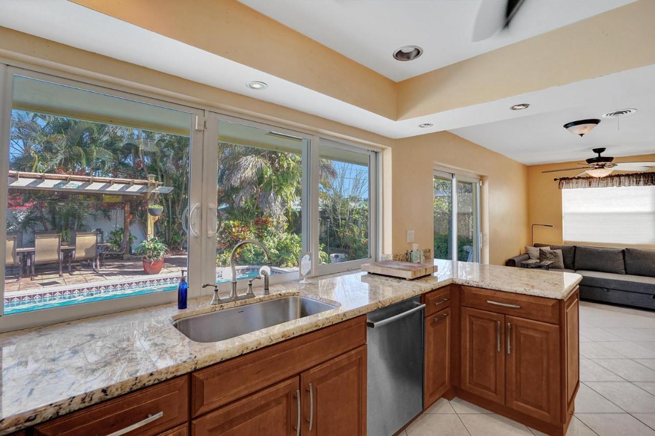 The Sunshine House * Fort Lauderdale