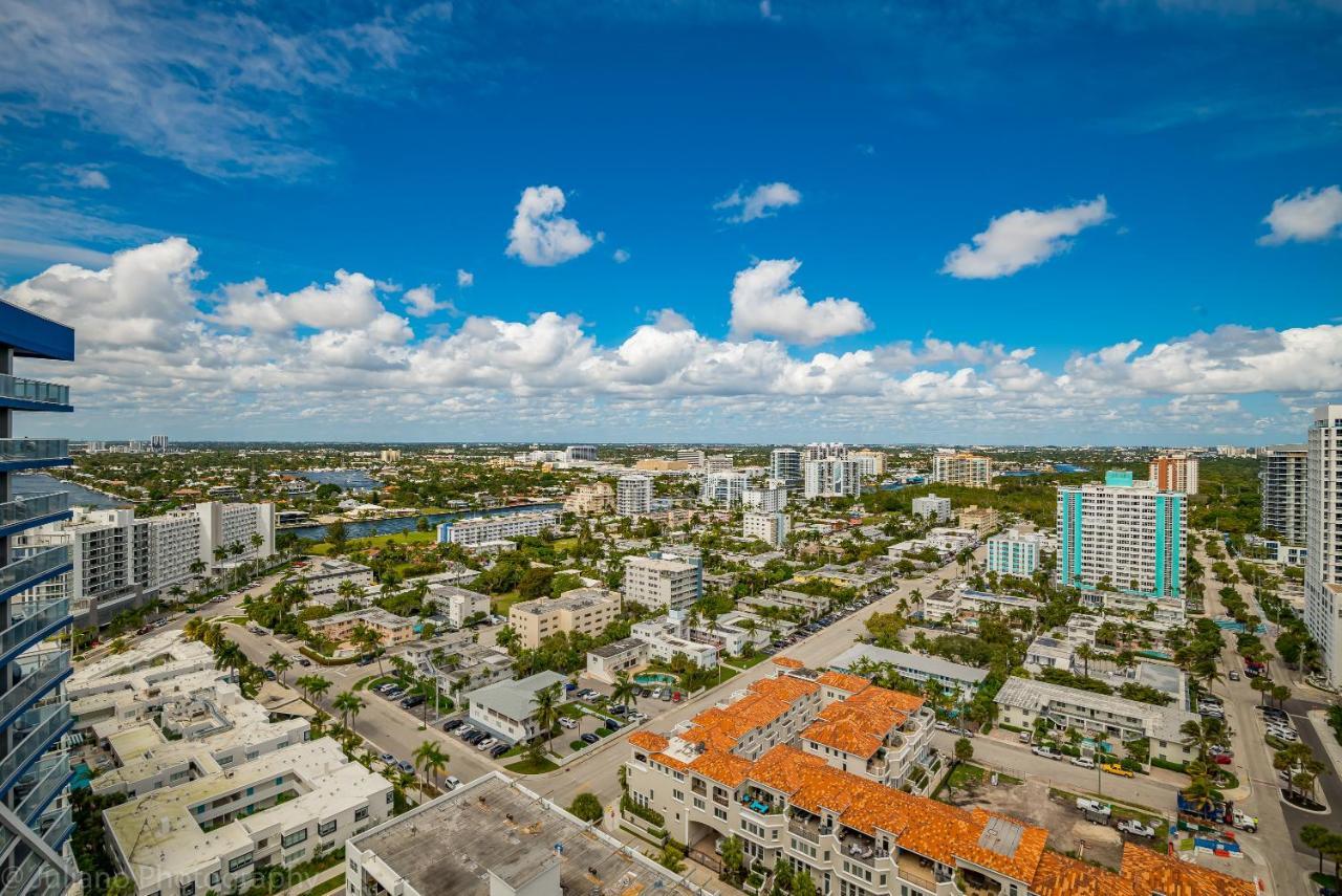 W Residences Luxury Across From Beach Aparthotel Fort Lauderdale